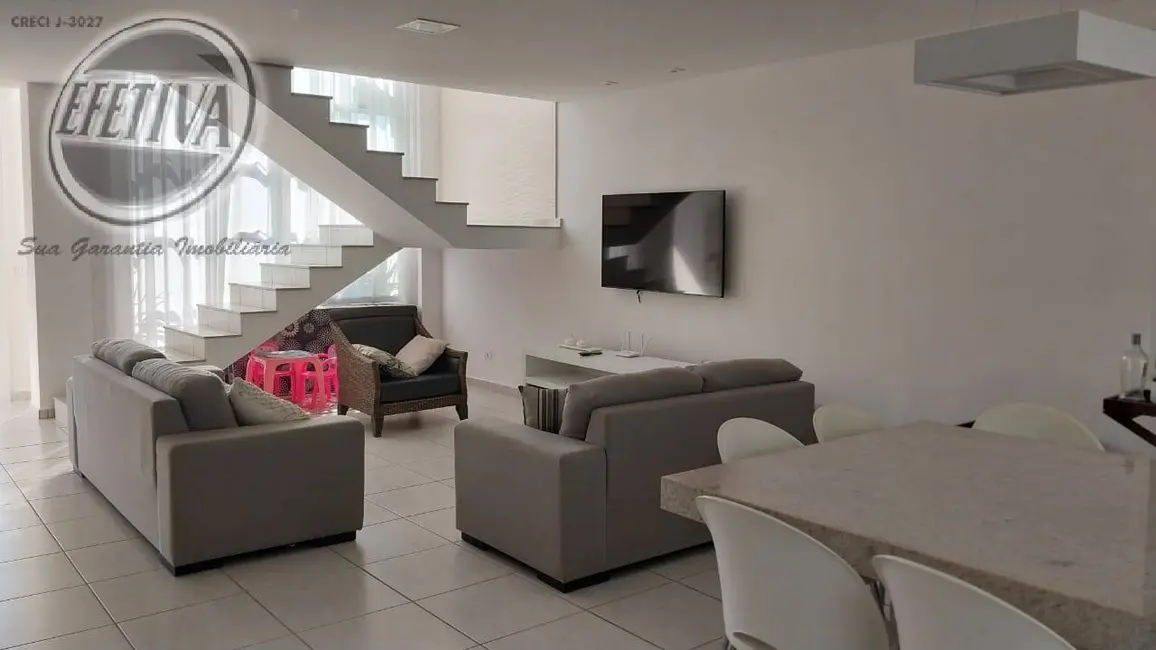 Foto 8 de Casa com 3 quartos à venda, 230m2 em Guaratuba - PR