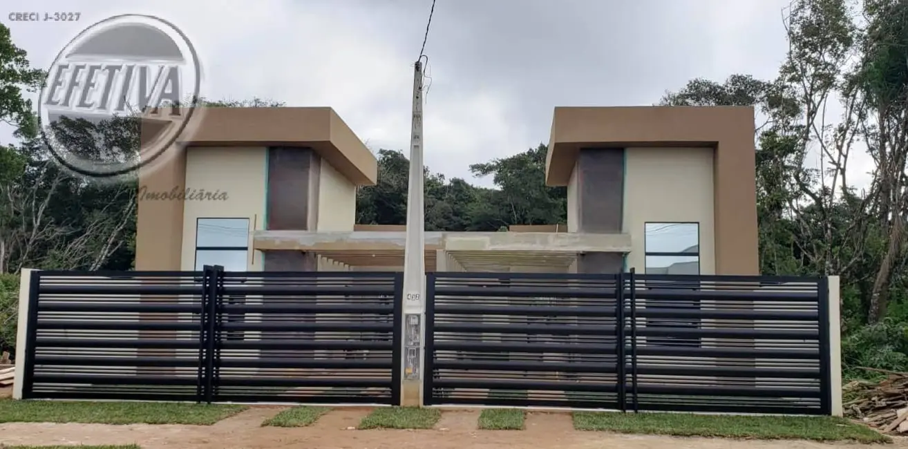 Foto 1 de Casa com 3 quartos à venda, 110m2 em Guaratuba - PR