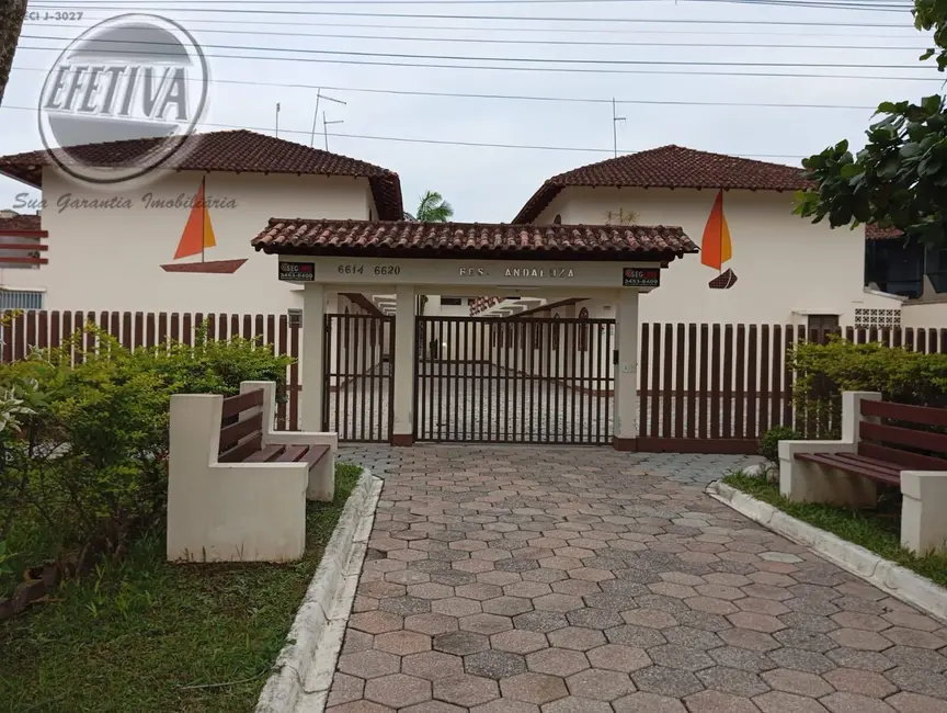 Foto 1 de Casa com 2 quartos à venda, 63m2 em Matinhos - PR