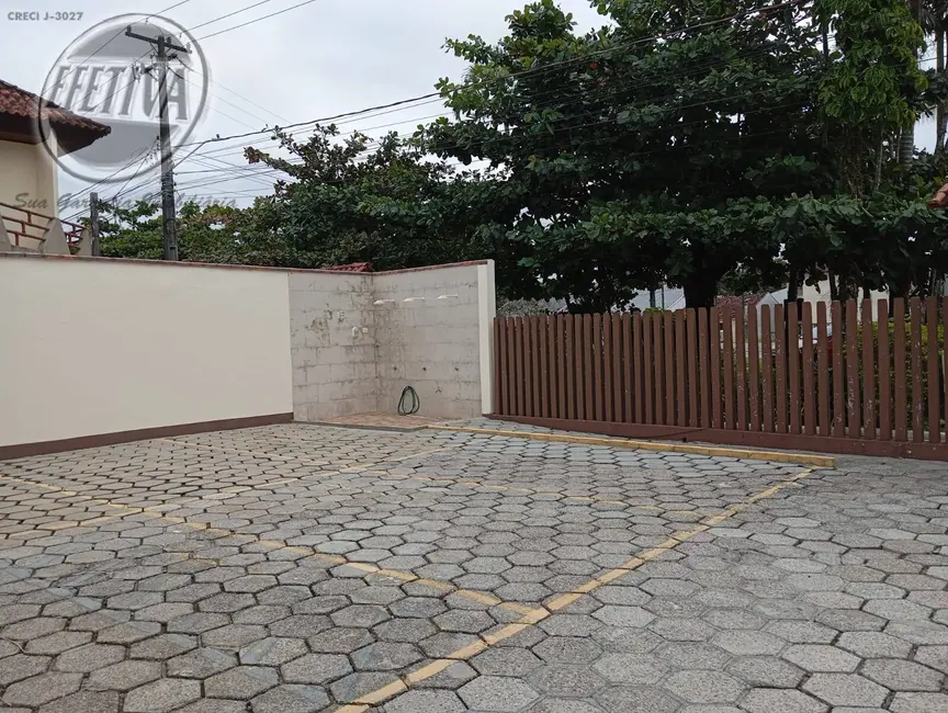 Foto 4 de Casa com 2 quartos à venda, 63m2 em Matinhos - PR