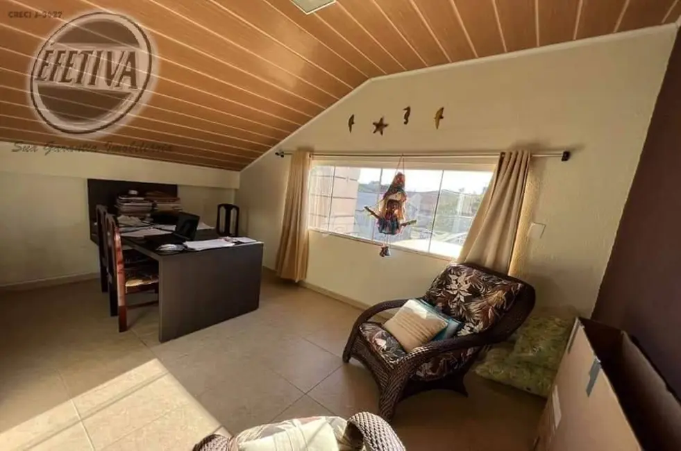 Foto 7 de Casa com 4 quartos à venda, 300m2 em Centro, Guaratuba - PR