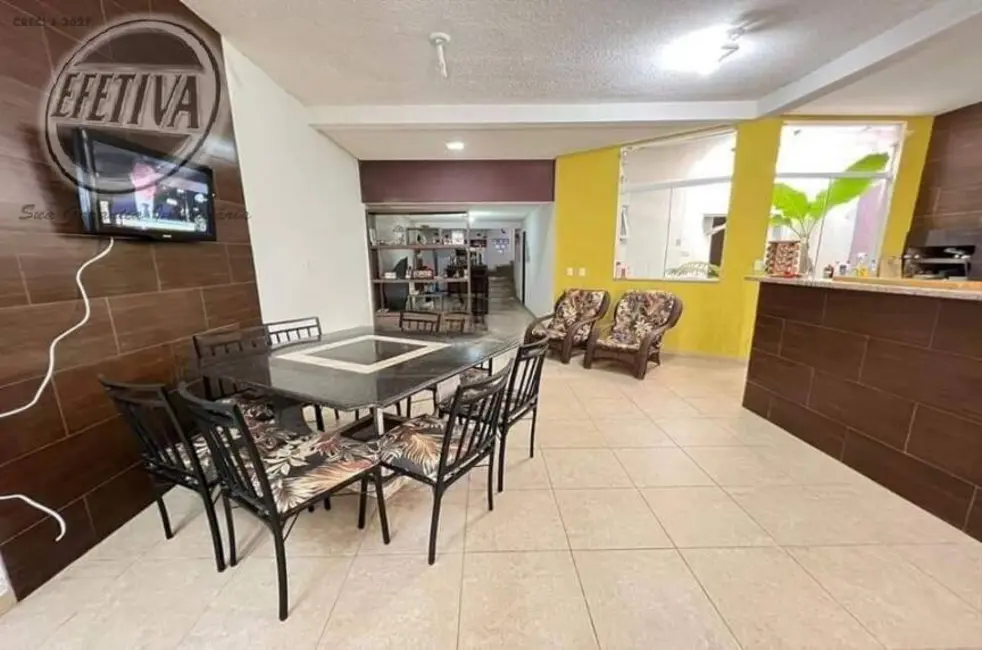 Foto 5 de Casa com 4 quartos à venda, 300m2 em Centro, Guaratuba - PR