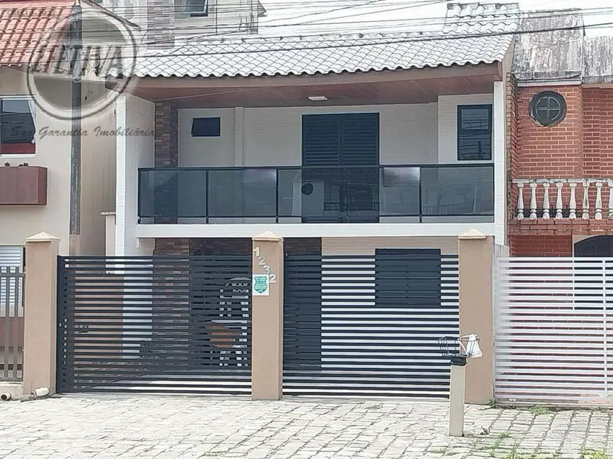 Foto 1 de Casa com 4 quartos à venda, 143m2 em Guaratuba - PR