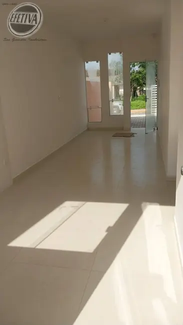 Foto 9 de Casa com 2 quartos à venda, 57m2 em Guaratuba - PR