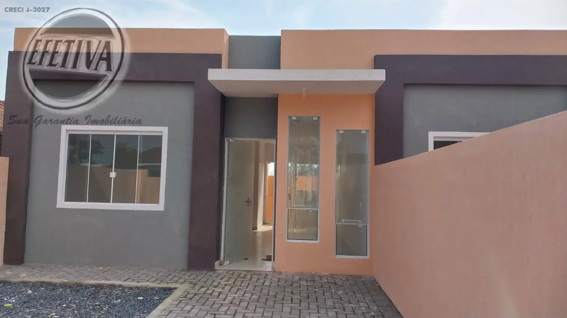 Foto 4 de Casa com 2 quartos à venda, 57m2 em Guaratuba - PR