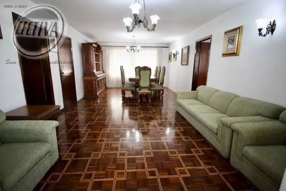 Casa com 4 quartos à venda, 517m2 em Rebouças, Curitiba - PR - imagem 7 Foto 7 de Casa com 4 quartos à venda, 517m2 em Rebouças, Curitiba - PR