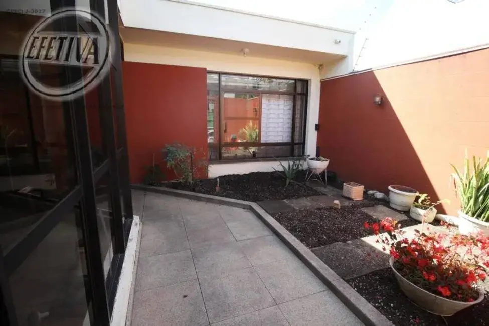 Casa com 4 quartos à venda, 517m2 em Rebouças, Curitiba - PR - imagem 5 Foto 5 de Casa com 4 quartos à venda, 517m2 em Rebouças, Curitiba - PR