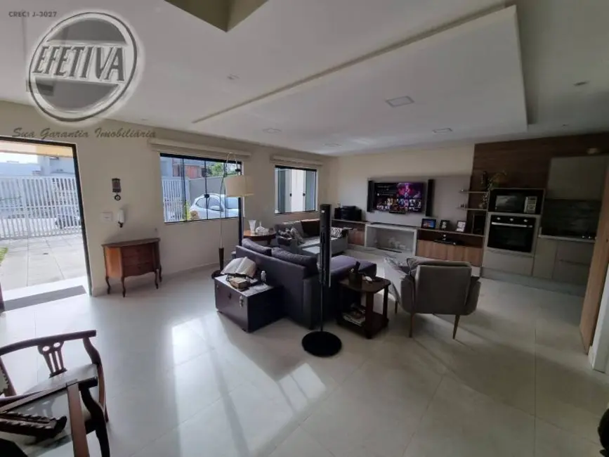 Foto 8 de Casa com 4 quartos à venda, 164m2 em Guaratuba - PR