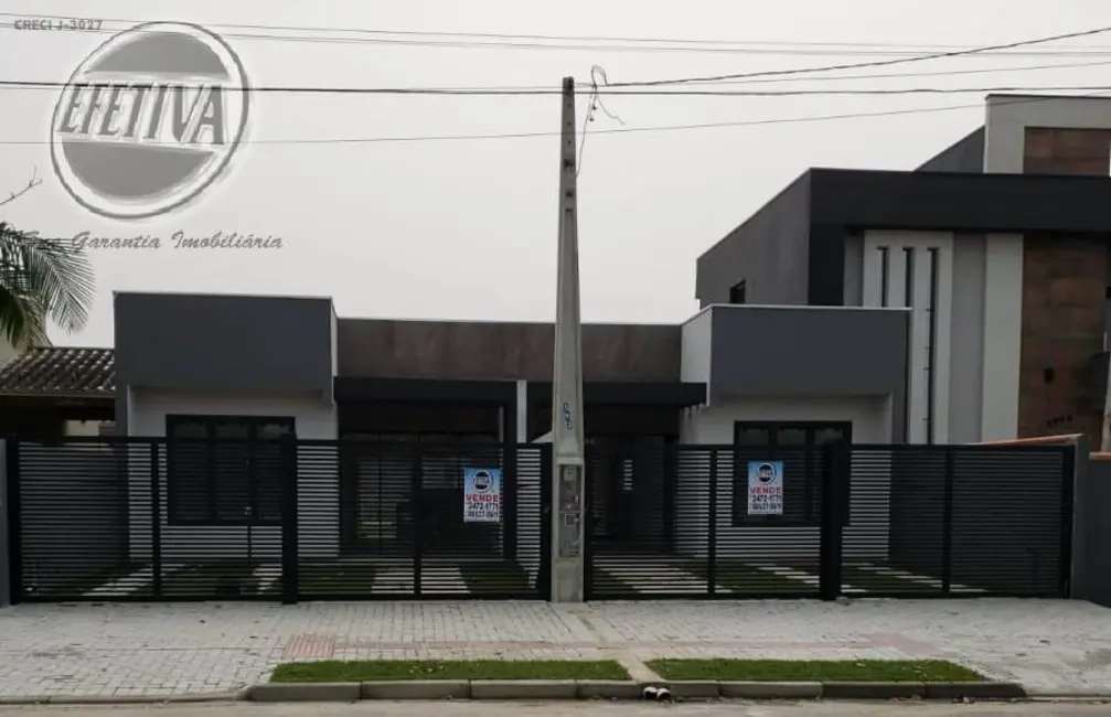Foto 2 de Casa com 3 quartos à venda, 82m2 em Nereidas, Guaratuba - PR