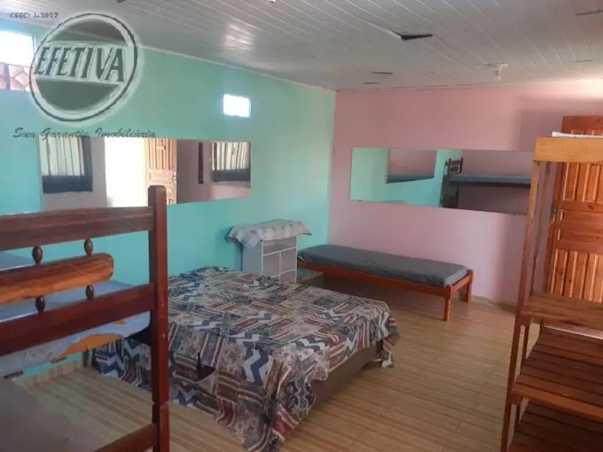 Casa com 4 quartos à venda, 80m2 em Guaratuba - PR - imagem 5 Foto 5 de Casa com 4 quartos à venda, 80m2 em Guaratuba - PR