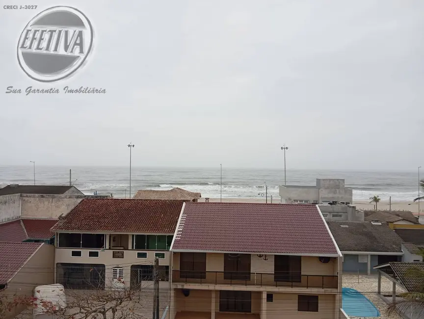 Foto 3 de Casa com 3 quartos à venda, 197m2 em Matinhos - PR