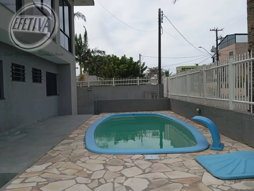 Foto 5 de Casa com 6 quartos à venda, 260m2 em Matinhos - PR