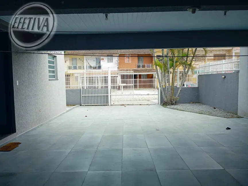 Foto 6 de Casa com 6 quartos à venda, 260m2 em Matinhos - PR