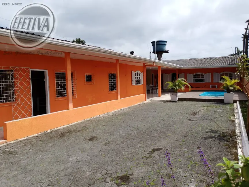 Foto 3 de Casa com 6 quartos à venda, 210m2 em Matinhos - PR