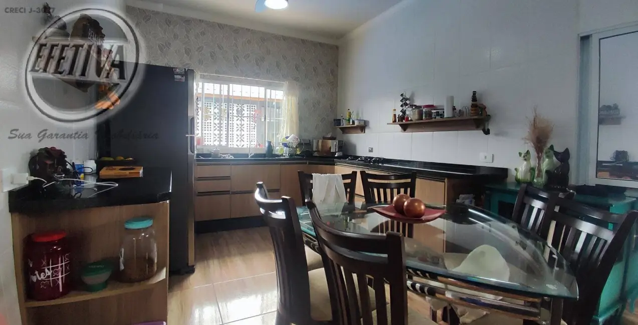 Foto 9 de Casa com 3 quartos à venda, 182m2 em Guaratuba - PR