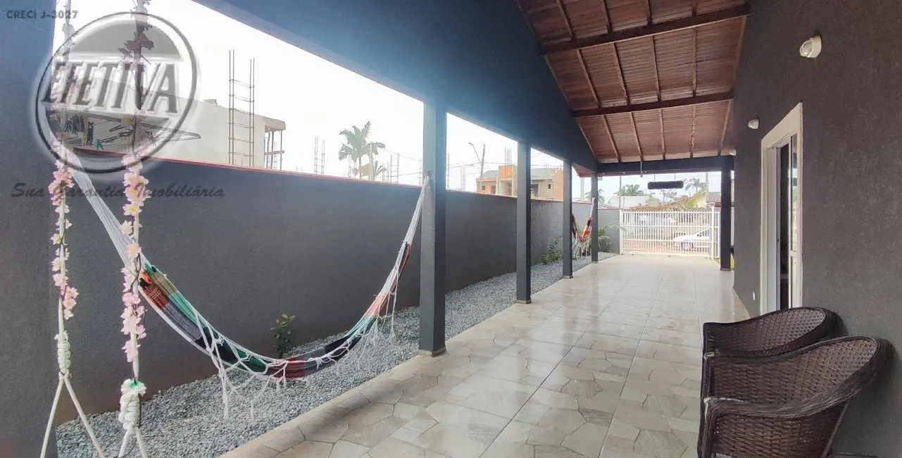 Foto 6 de Casa com 3 quartos à venda, 182m2 em Guaratuba - PR