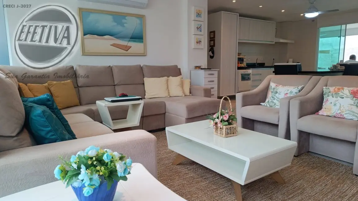 Foto 9 de Casa com 4 quartos à venda, 244m2 em Matinhos - PR