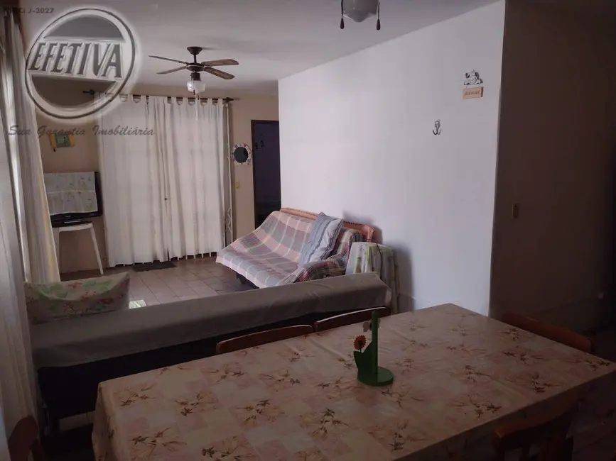 Foto 8 de Casa com 2 quartos à venda, 89m2 em Centro, Guaratuba - PR