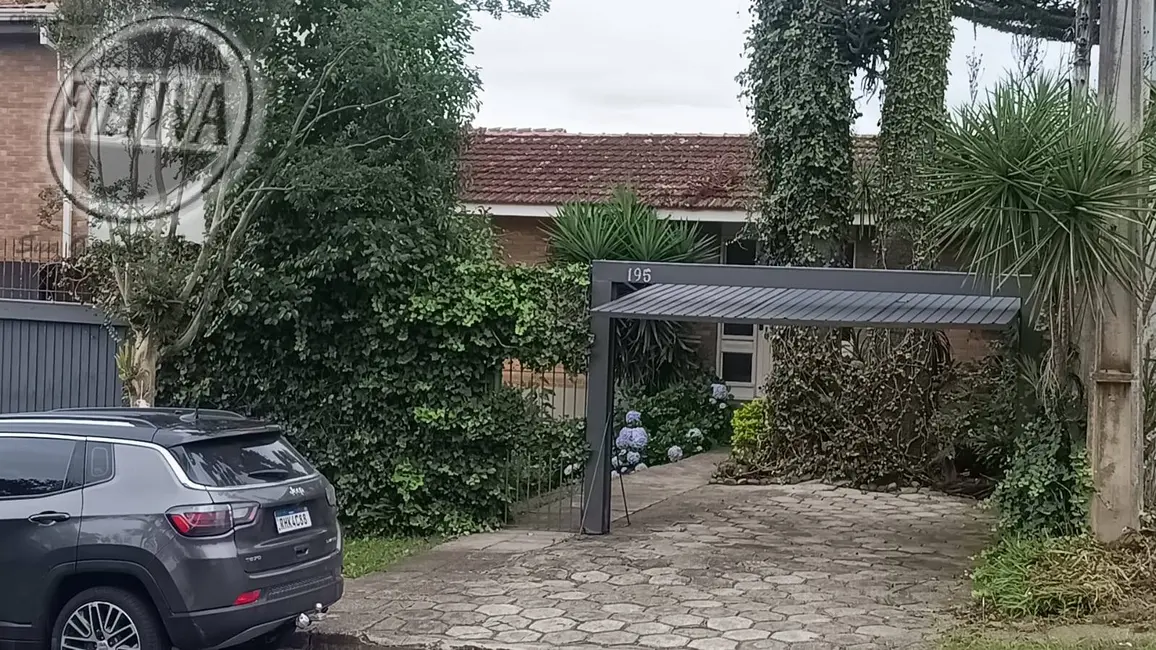 Casa com 3 quartos à venda, 310m2 em Jardim Social, Curitiba - PR - imagem 8 Foto 8 de Casa com 3 quartos à venda, 310m2 em Jardim Social, Curitiba - PR