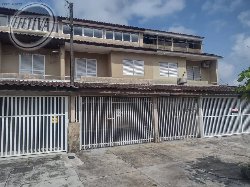 Foto 3 de Casa com 4 quartos à venda, 108m2 em Guaratuba - PR