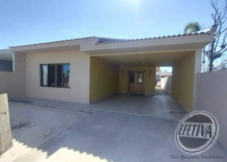 Foto 3 de Casa com 4 quartos à venda, 197m2 em Guaratuba - PR