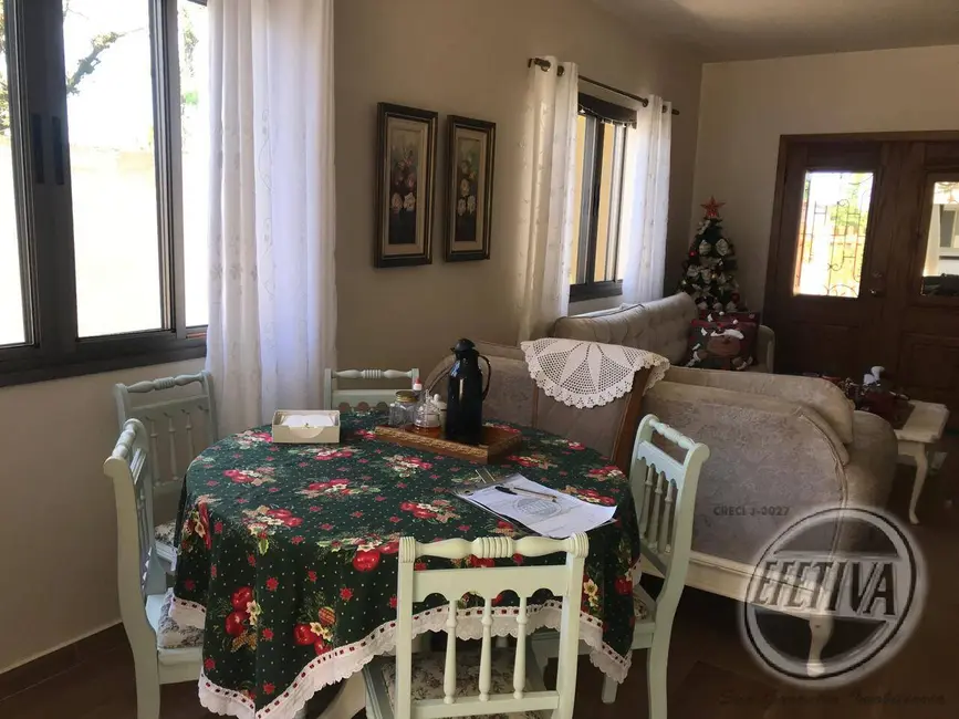 Foto 6 de Casa com 4 quartos à venda, 197m2 em Guaratuba - PR