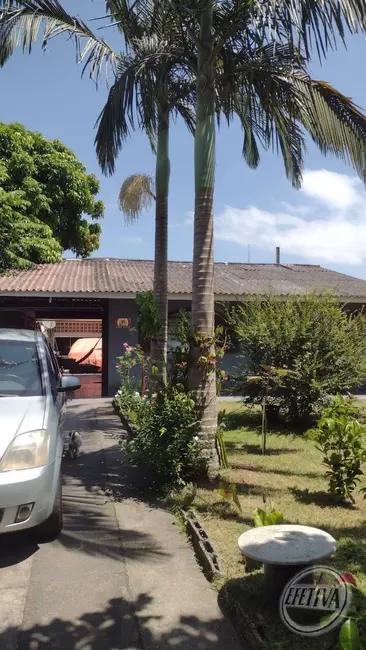 Foto 1 de Casa com 7 quartos à venda, 350m2 em Matinhos - PR