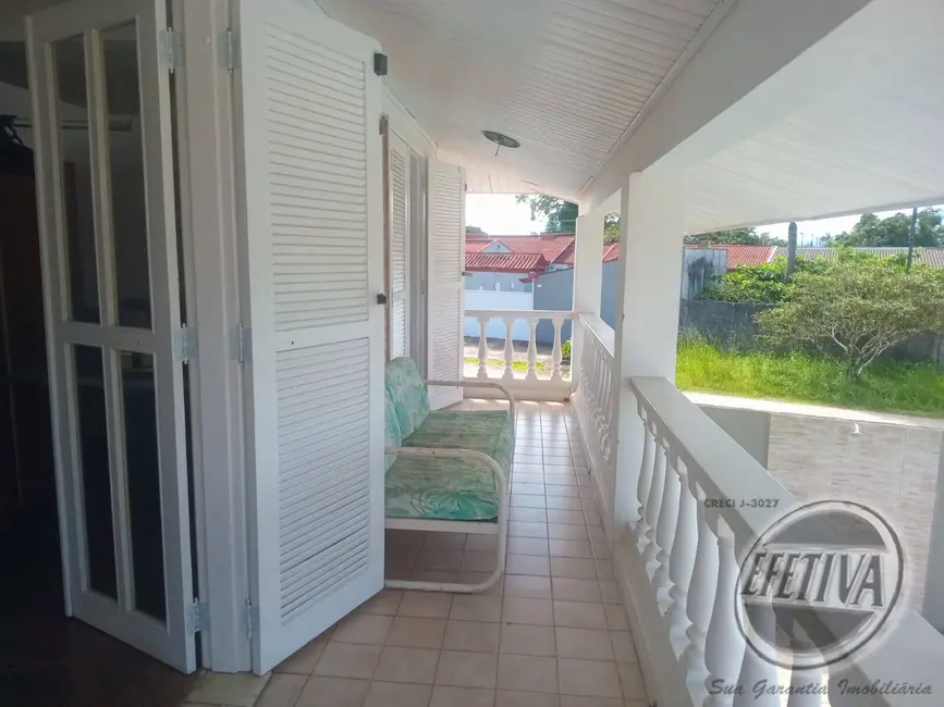 Foto 9 de Casa com 4 quartos à venda, 280m2 em Guaratuba - PR