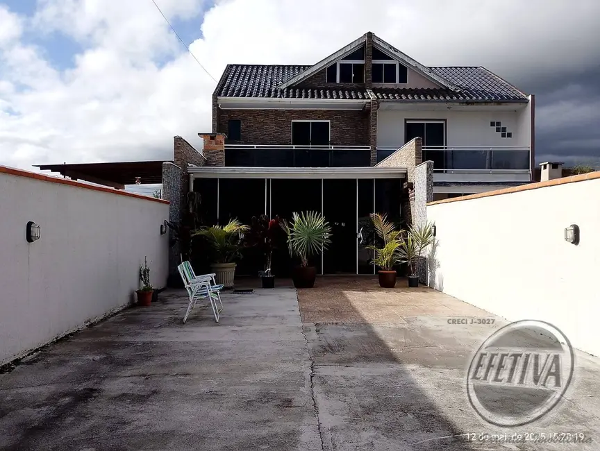 Foto 2 de Casa com 3 quartos à venda, 220m2 em Matinhos - PR