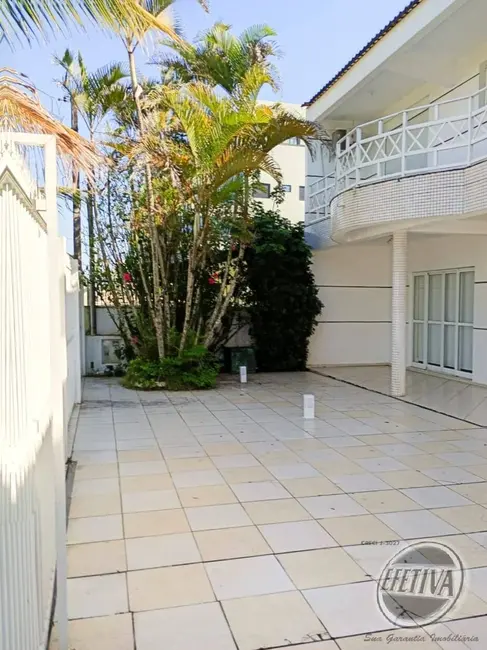 Foto 8 de Casa com 4 quartos à venda, 300m2 em Matinhos - PR