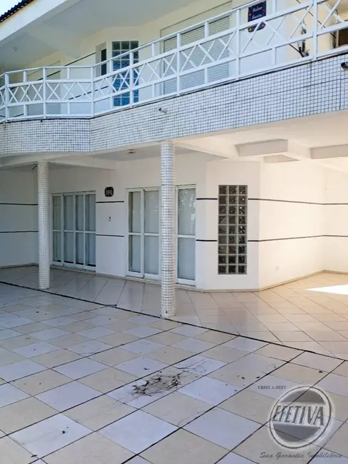 Foto 2 de Casa com 4 quartos à venda, 300m2 em Matinhos - PR