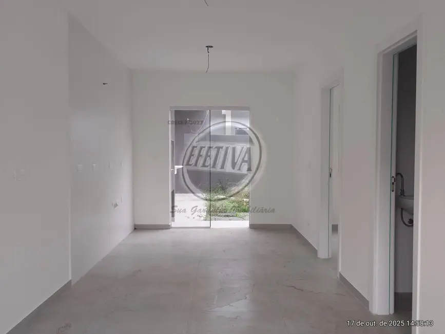 Casa com 2 quartos à venda, 50m2 em Guaratuba - PR - imagem 5 Foto 5 de Casa com 2 quartos à venda, 50m2 em Guaratuba - PR