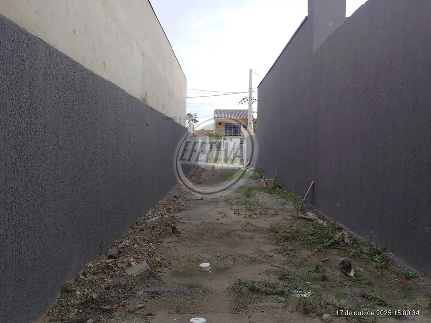 Casa com 2 quartos à venda, 50m2 em Guaratuba - PR - imagem 4 Foto 4 de Casa com 2 quartos à venda, 50m2 em Guaratuba - PR