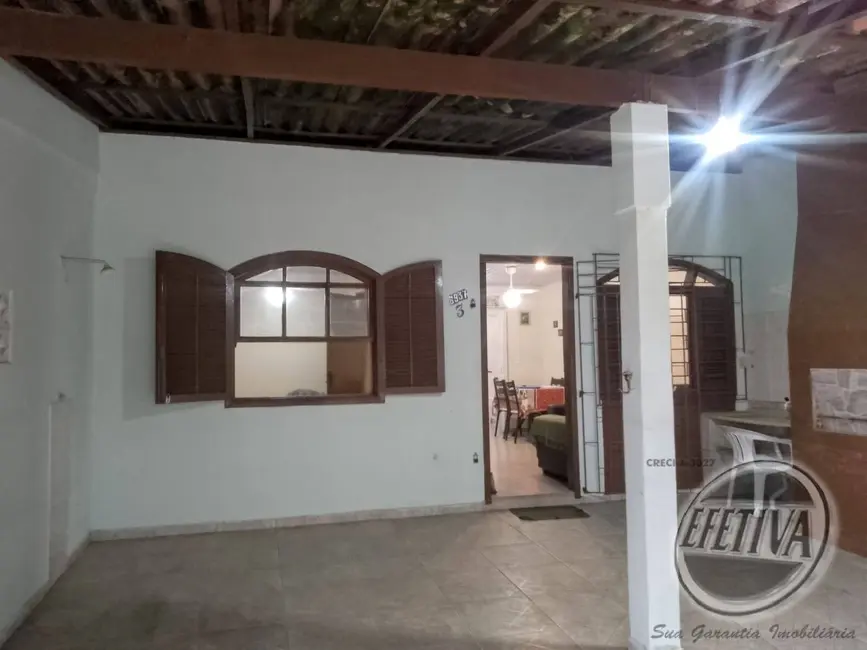 Foto 1 de Casa com 2 quartos à venda, 42m2 em Matinhos - PR