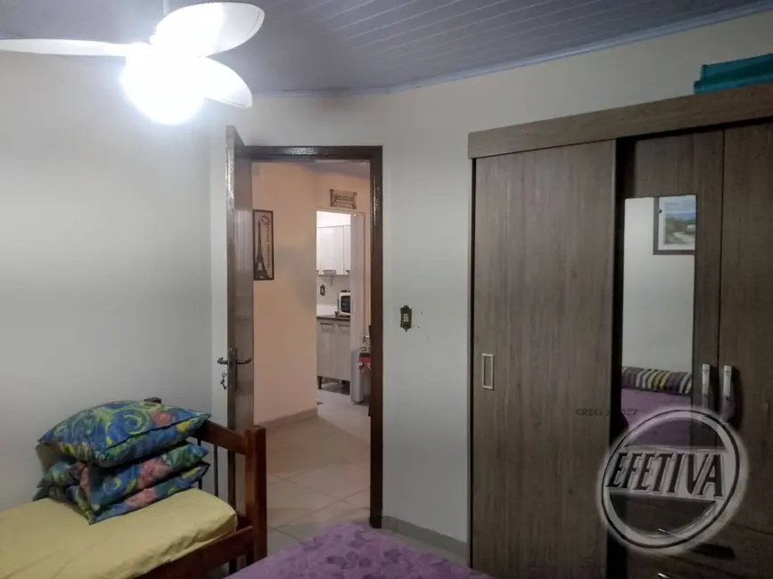 Foto 9 de Casa com 2 quartos à venda, 42m2 em Matinhos - PR