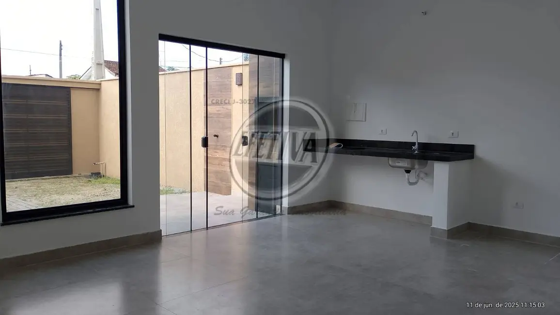 Foto 5 de Casa com 3 quartos à venda, 68m2 em Matinhos - PR