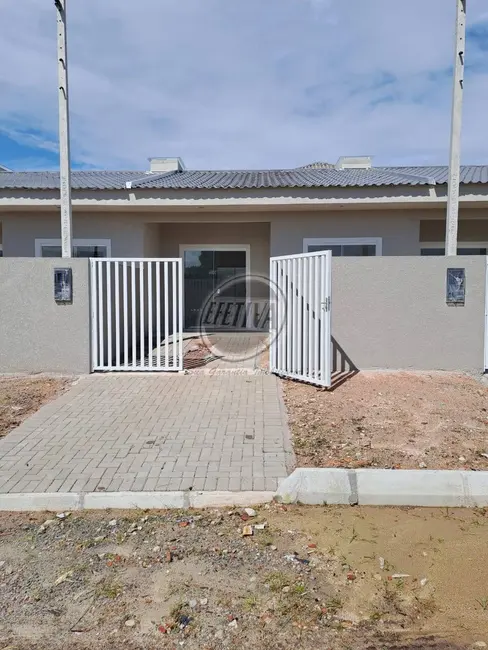 Foto 2 de Casa com 2 quartos à venda, 60m2 em Guaratuba - PR