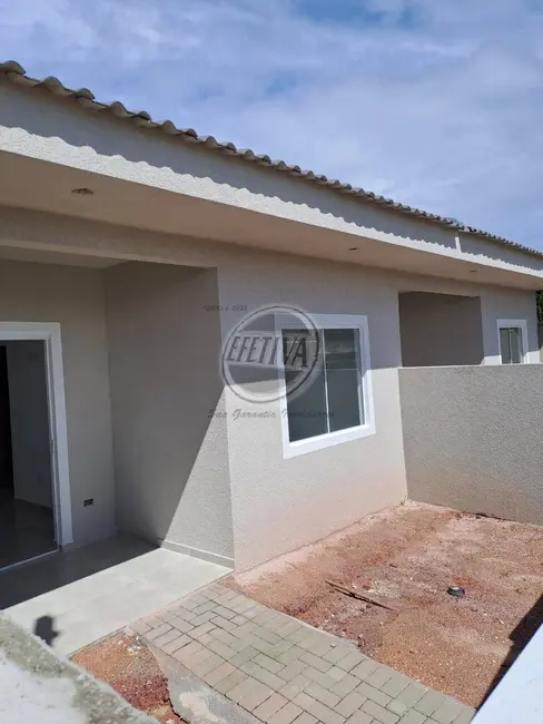 Foto 4 de Casa com 2 quartos à venda, 60m2 em Guaratuba - PR
