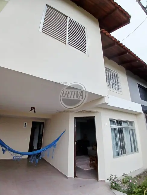 Foto 2 de Casa com 3 quartos à venda, 102m2 em Matinhos - PR