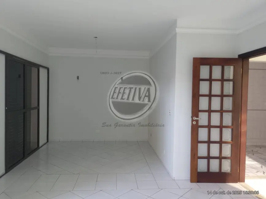 Foto 7 de Casa com 5 quartos à venda, 180m2 em Guaratuba - PR