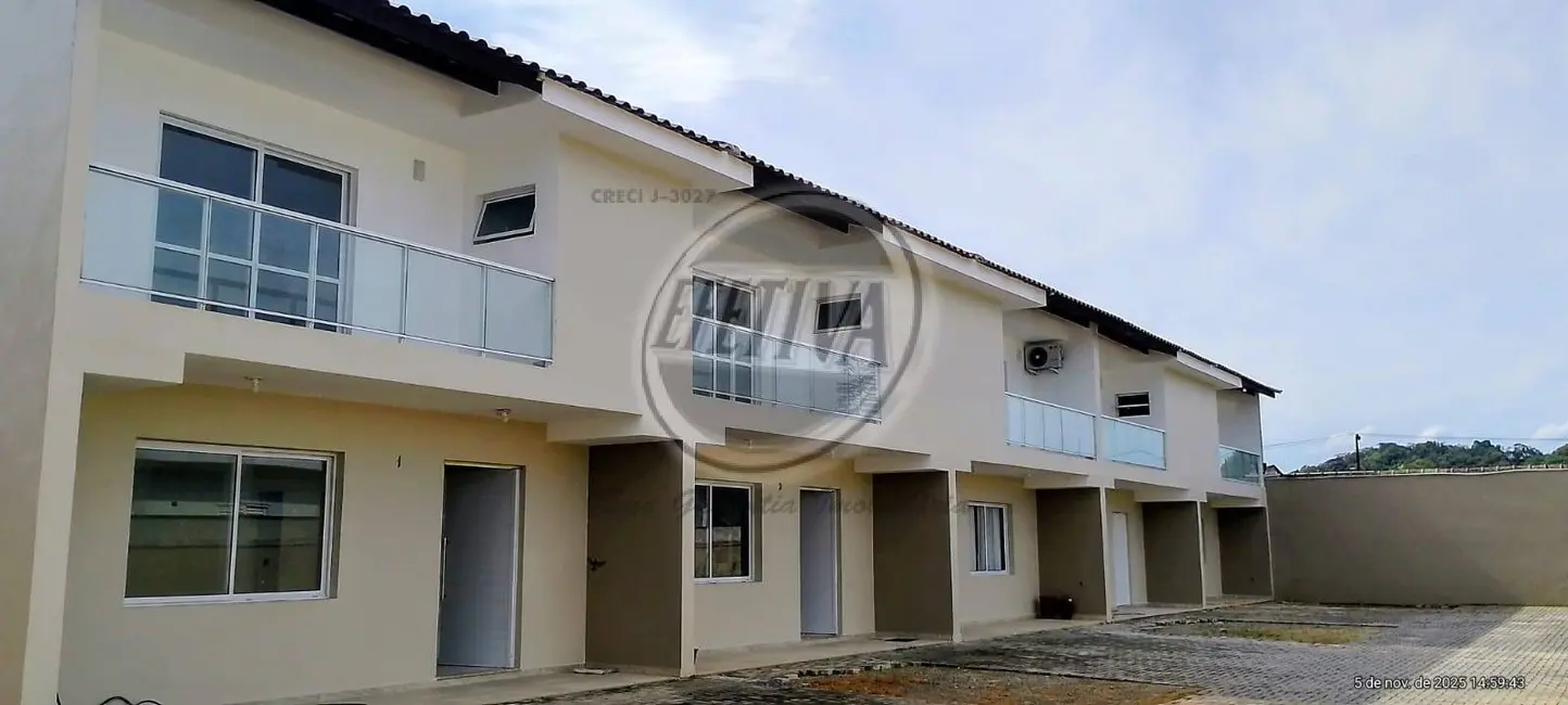 Foto 1 de Casa com 3 quartos à venda, 128m2 em Guaratuba - PR