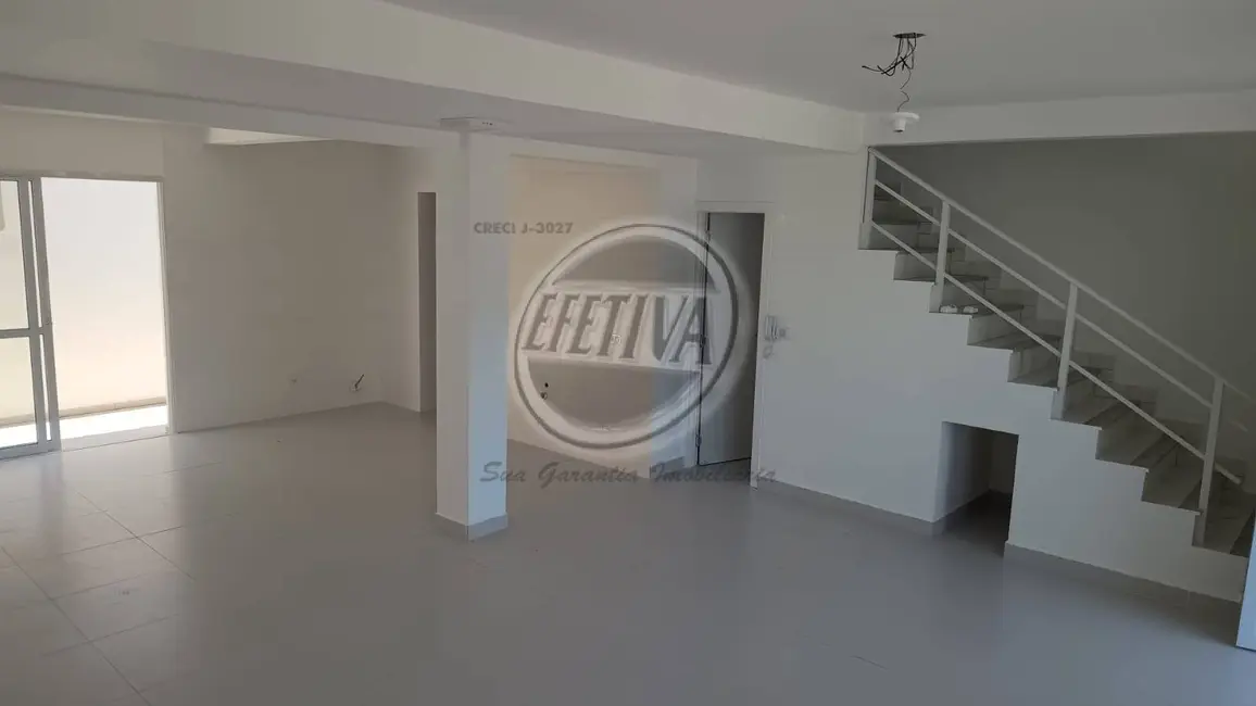 Foto 8 de Casa com 3 quartos à venda, 128m2 em Guaratuba - PR