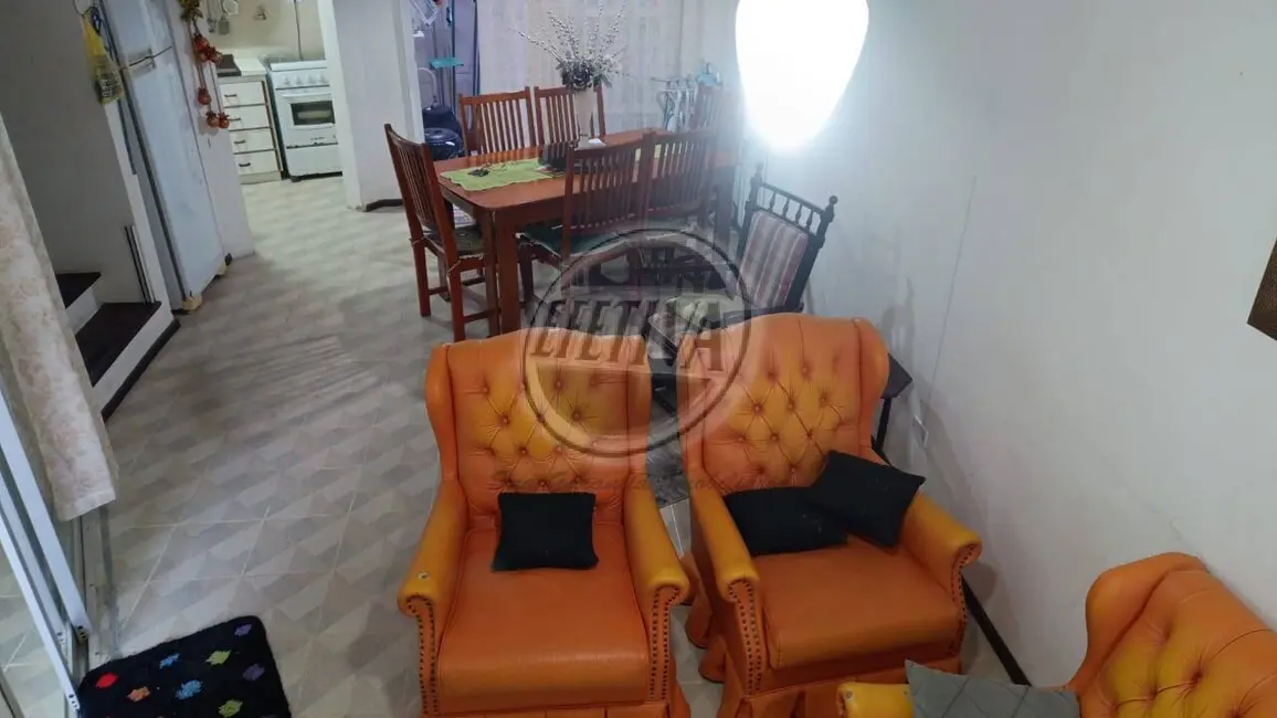 Foto 8 de Casa com 3 quartos à venda, 118m2 em Centro, Guaratuba - PR