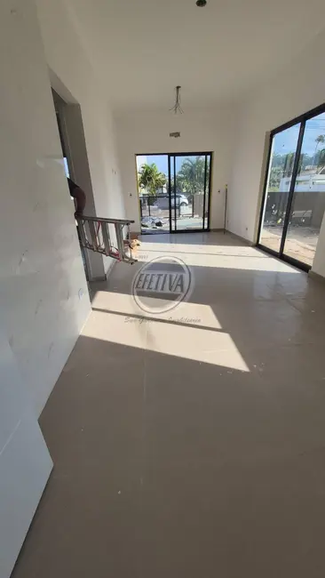 Foto 9 de Casa com 2 quartos à venda, 55m2 em Guaratuba - PR