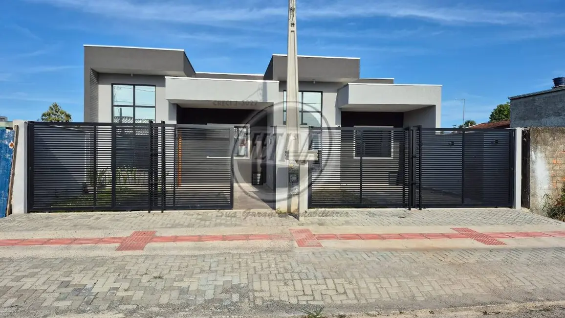 Foto 1 de Casa com 3 quartos à venda, 100m2 em Guaratuba - PR