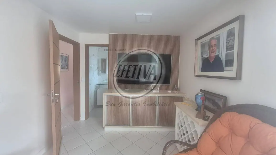 Foto 8 de Casa com 4 quartos à venda, 199m2 em Guaratuba - PR