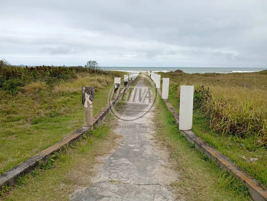 Foto 3 de Apartamento com 3 quartos à venda, 101m2 em Matinhos - PR