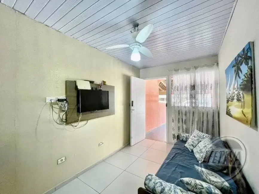 Casa com 2 quartos à venda, 53m2 em Matinhos - PR - imagem 7 Foto 7 de Casa com 2 quartos à venda, 53m2 em Matinhos - PR