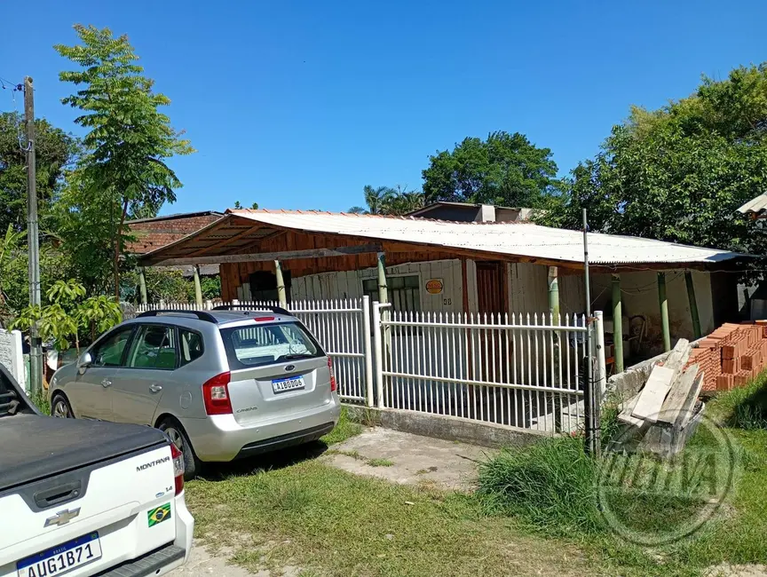 Foto 5 de Casa com 2 quartos à venda, 60m2 em Matinhos - PR