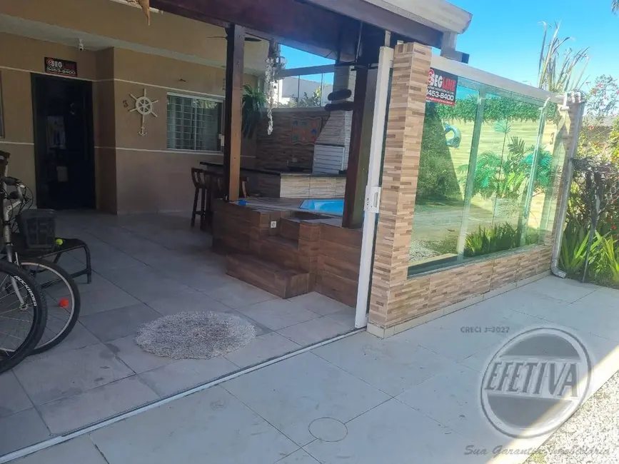 Foto 2 de Casa com 2 quartos à venda, 53m2 em Matinhos - PR